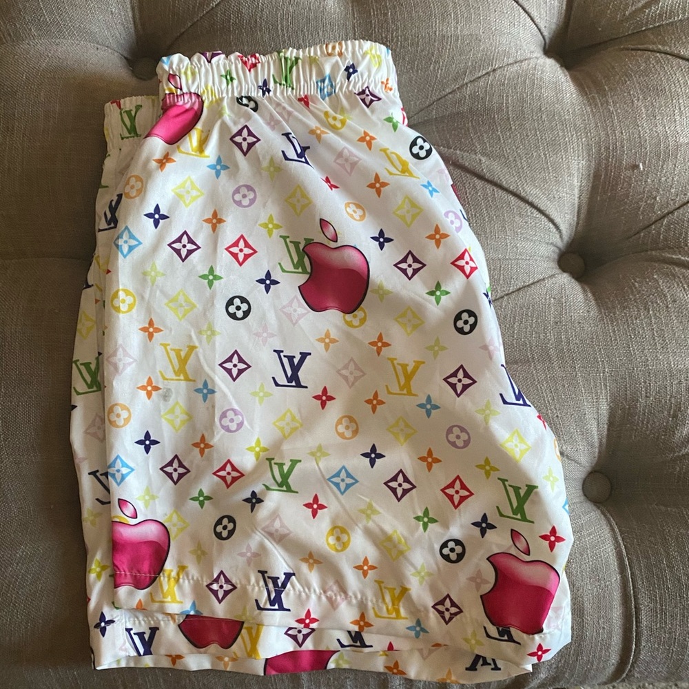 COPY - Louis Vuitton swing trunk L